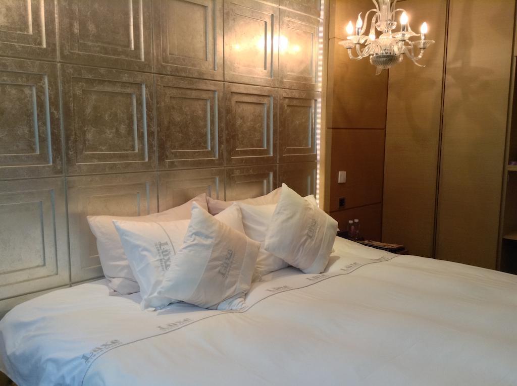 Shenzhen Baoan Luxe Manor Hotel Bagian luar foto